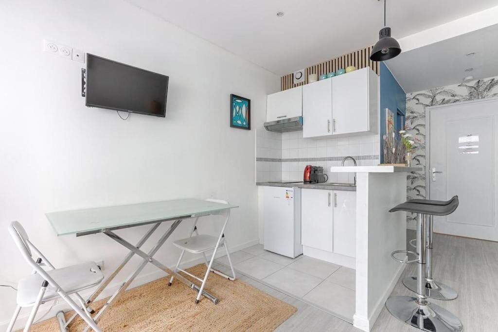 Photo of Kitchen in Saint-Fargeau