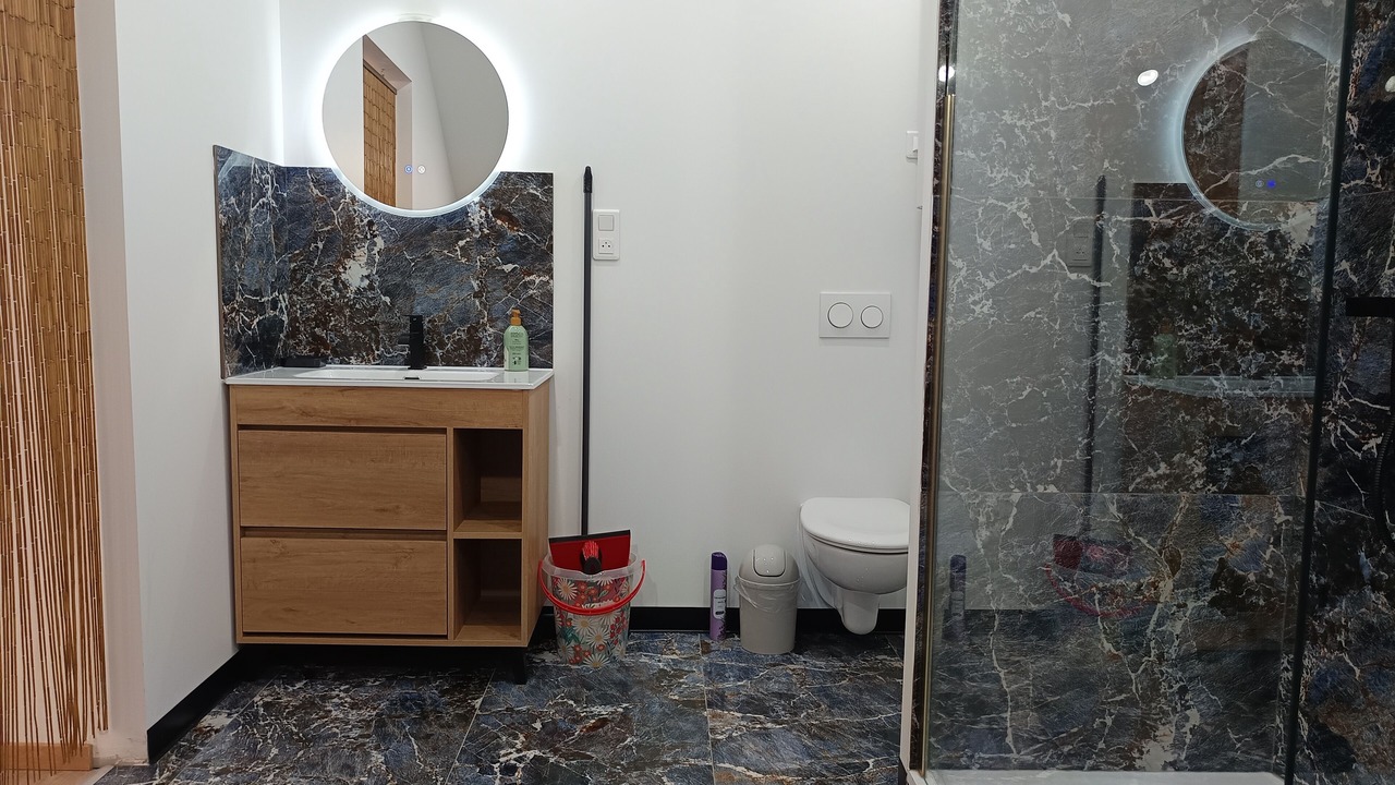 Photo of Bathroom in Autun
