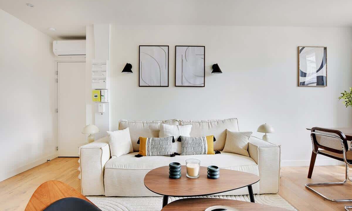 Photo of Livingroom in 12th Arrondissement