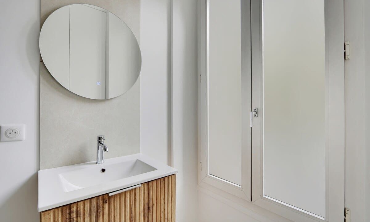 Photo of Bathroom in Charonne