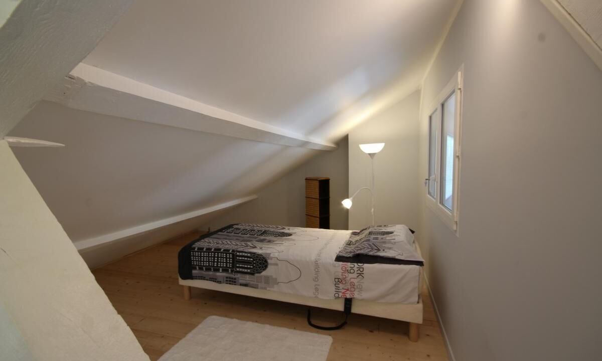 Photo of Bedroom in La Chapelle-de-Bragny