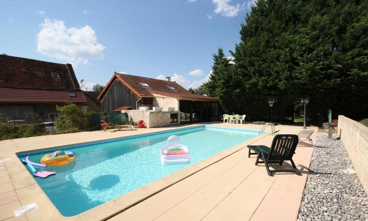 Photo of Outdoor in La Chapelle-de-Bragny