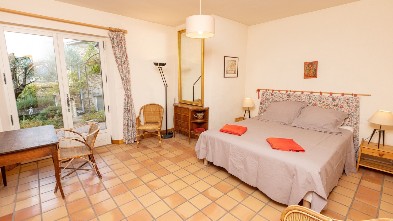 Photo of Bedroom in Vaison-la-Romaine