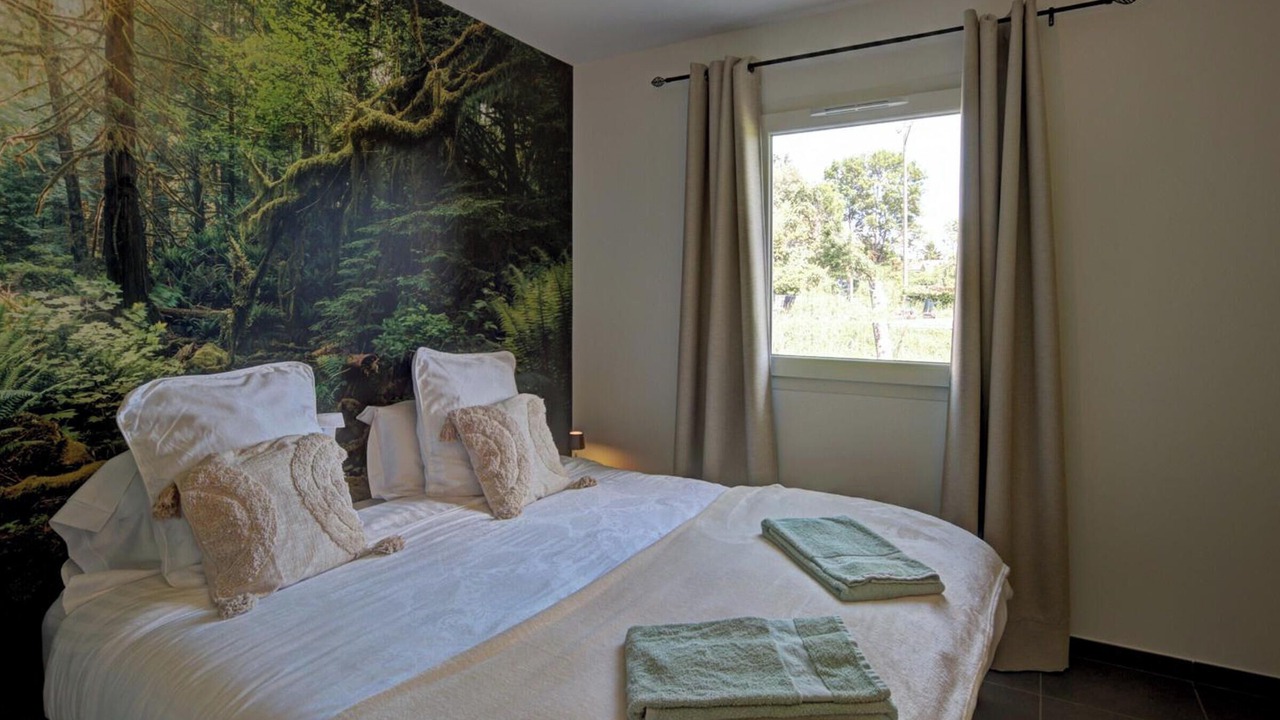 Photo of Bedroom in Saint-Germain-Laval
