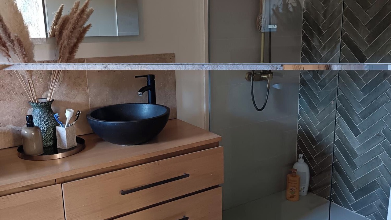 Photo of Bathroom in Faucon
