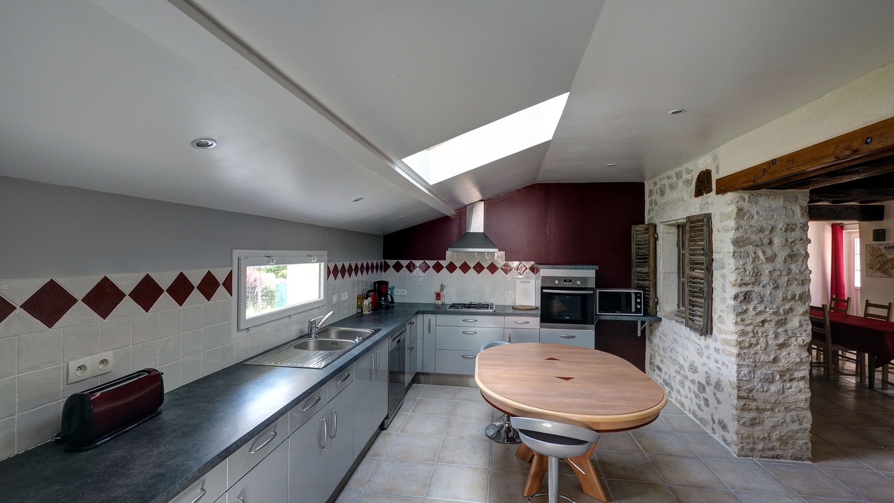Photo of Kitchen in Merry-Sec