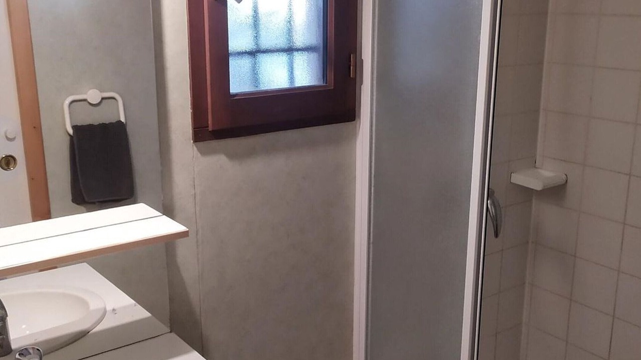 Photo of Bathroom in Saint-Rome-de-Tarn