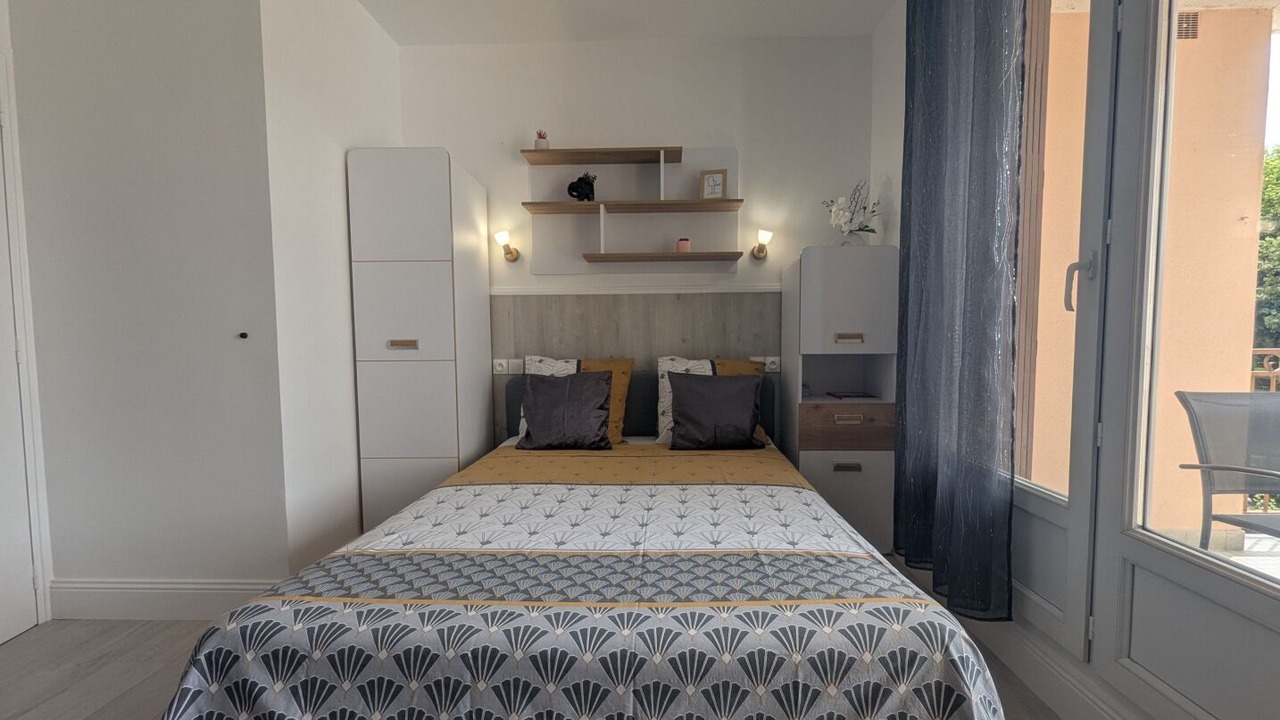 Photo of Bedroom in Bourbonne-les-Bains