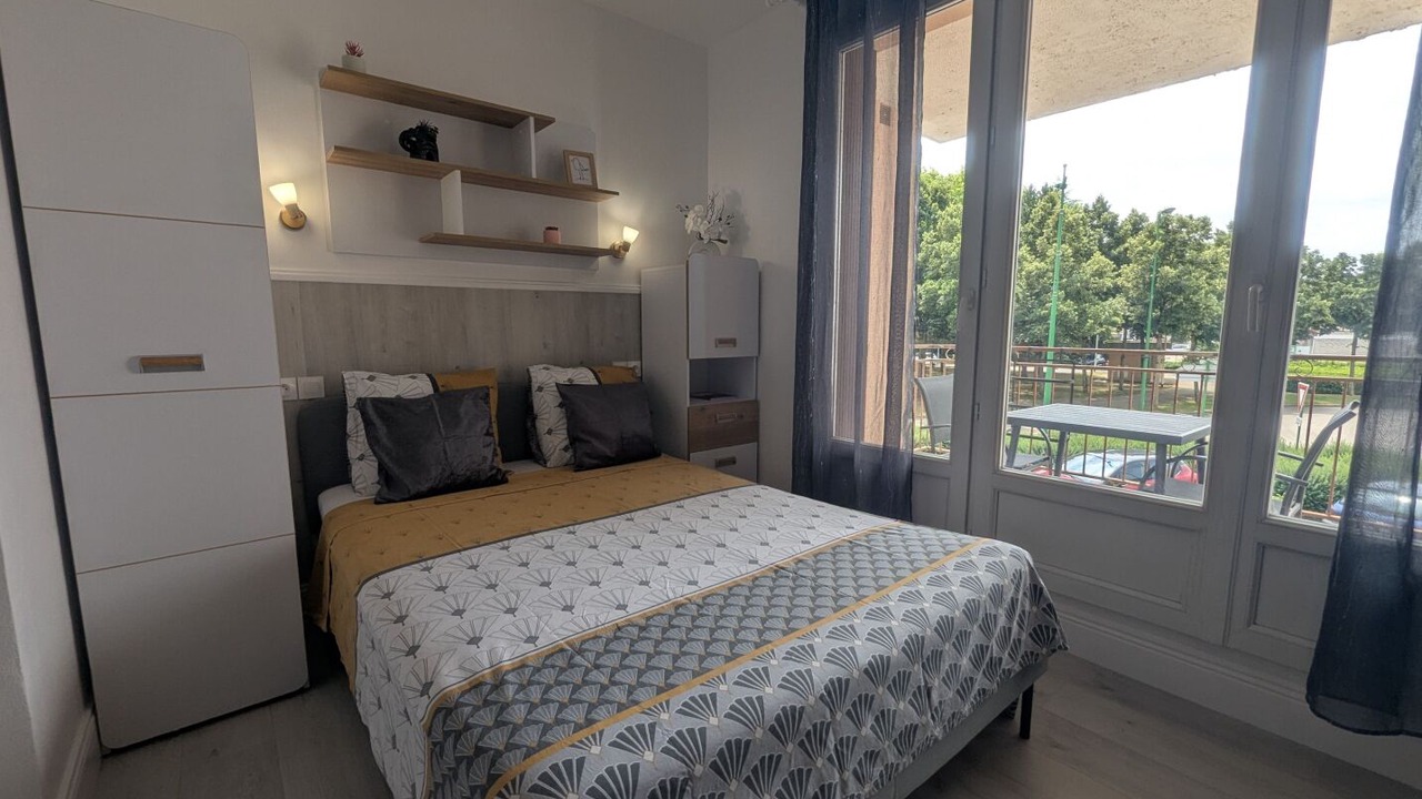 Photo of Bedroom in Bourbonne-les-Bains