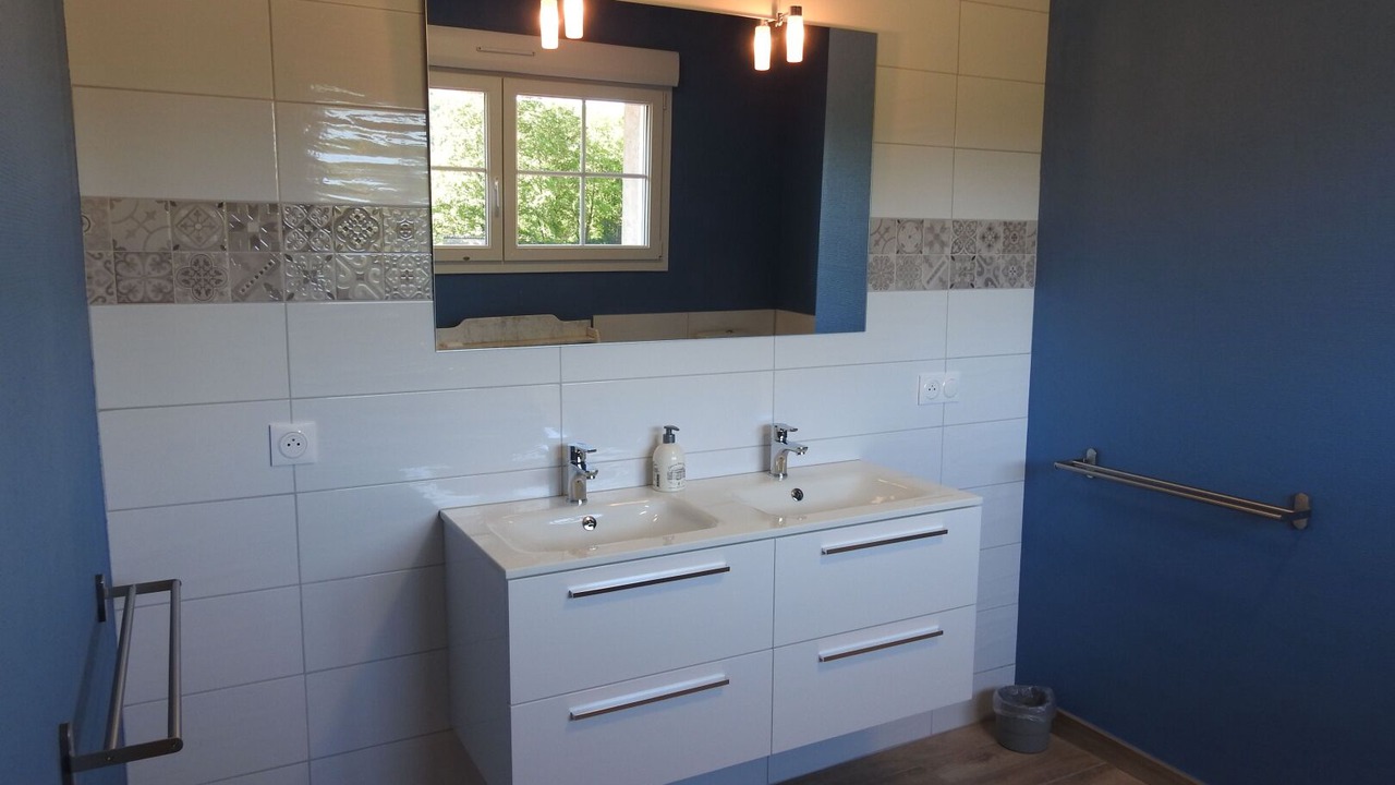 Photo of Bathroom in Roches-Bettaincourt