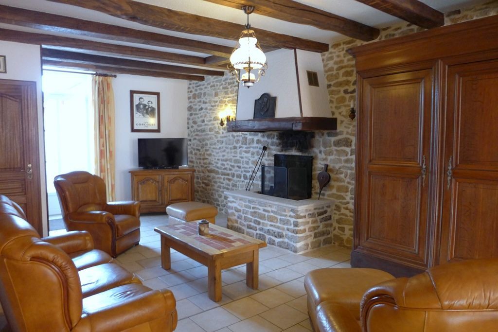 Photo of Livingroom in Goncourt