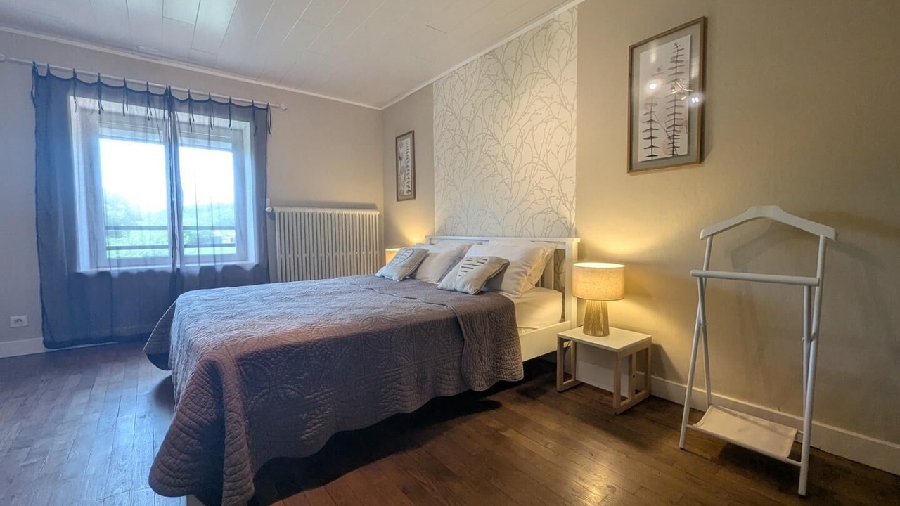 Photo of Bedroom in Saint-Blin