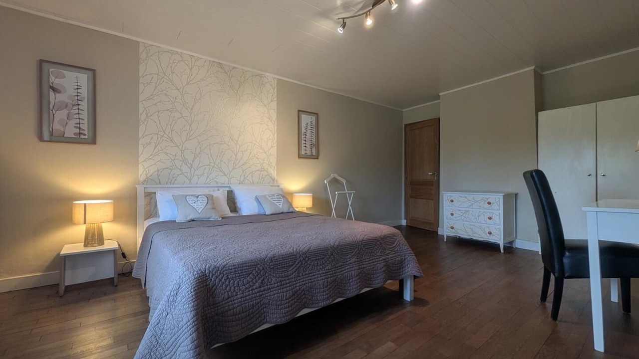 Photo of Bedroom in Saint-Blin