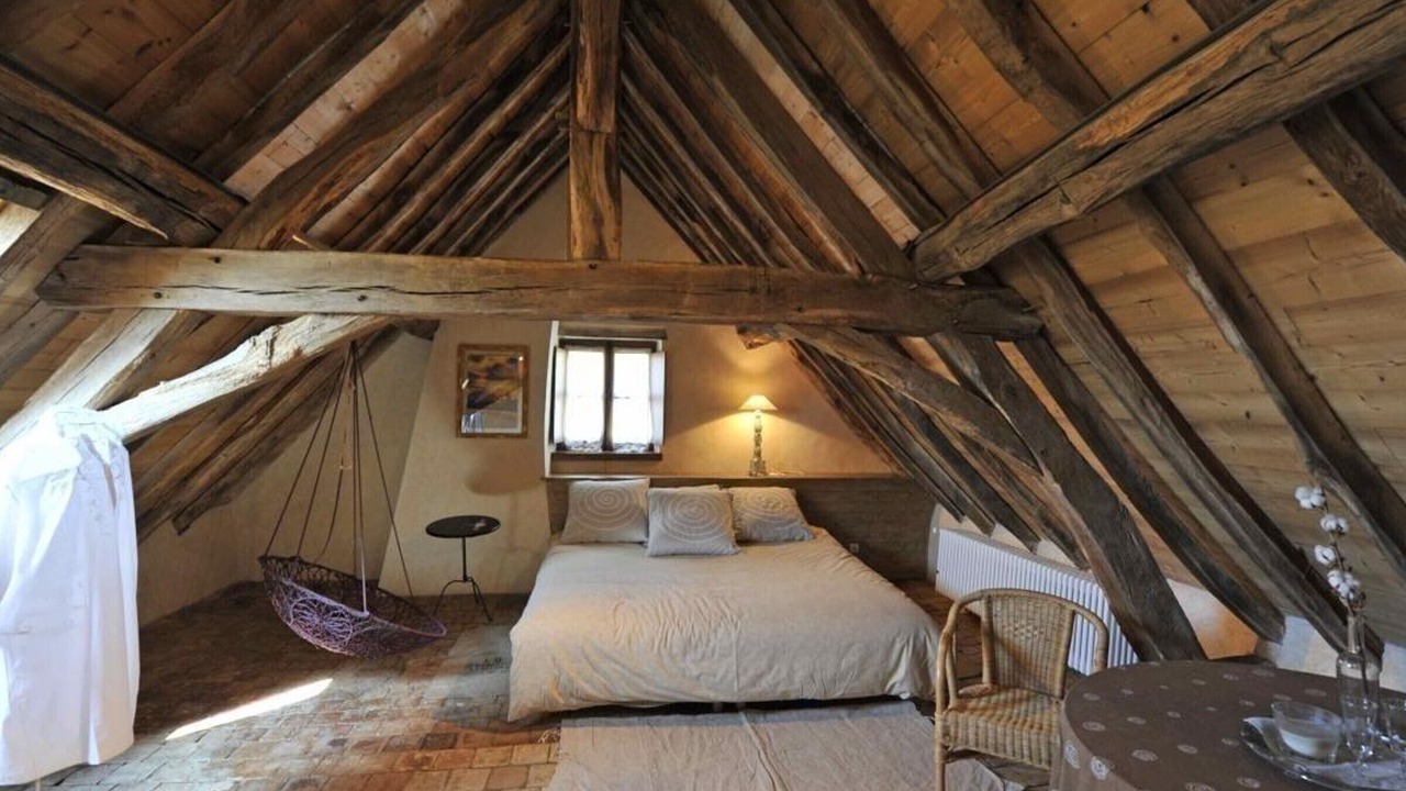 Photo of Bedroom in Neuilly-le-Real