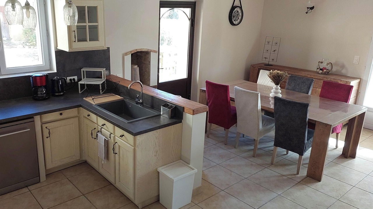 Photo of Kitchen in Beaumont-du-Ventoux