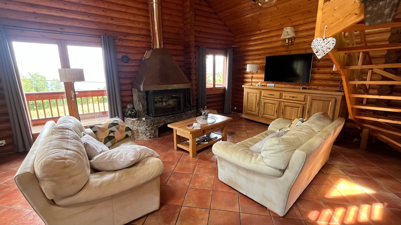 Photo of Livingroom in Laval