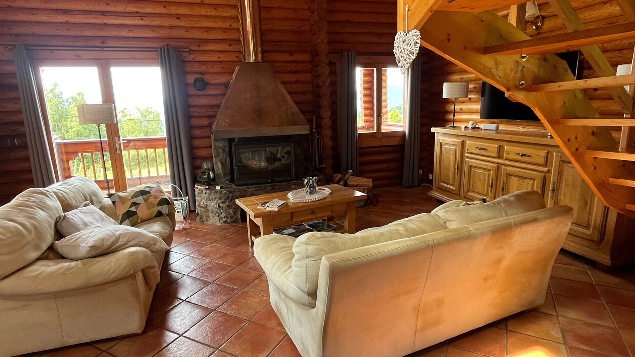 Photo of Livingroom in Laval