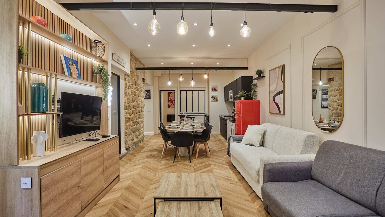 Photo of Livingroom in Porte-Saint-Martin