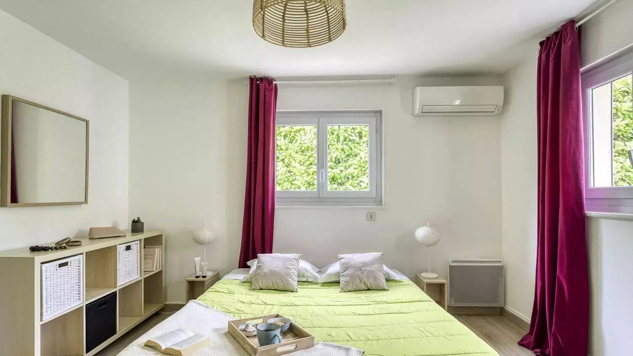 Photo of Bedroom in Sampzon