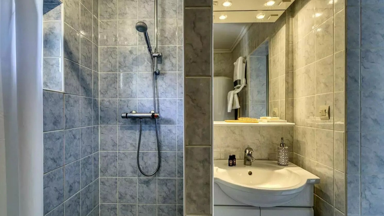 Photo of Bathroom in Sampzon