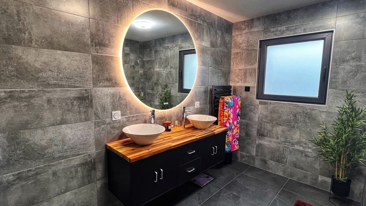 Photo of Bathroom in Maizieres-les-Metz