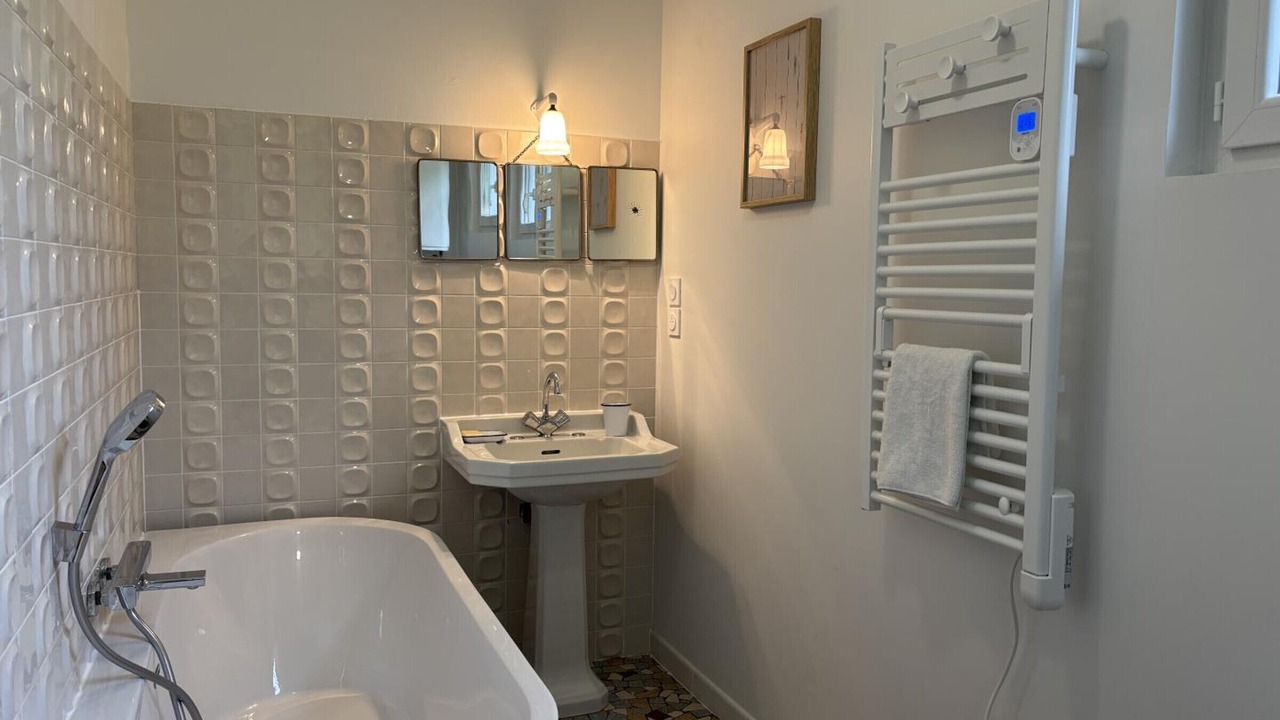 Photo of Bathroom in Diou
