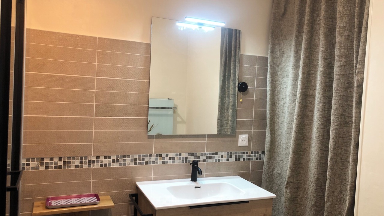 Photo of Bathroom in Chatillon en Bazois