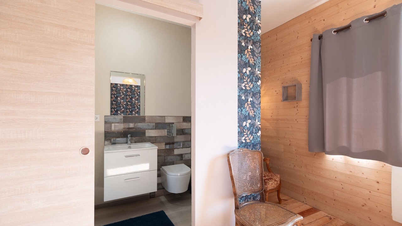 Photo of Bathroom in Bru