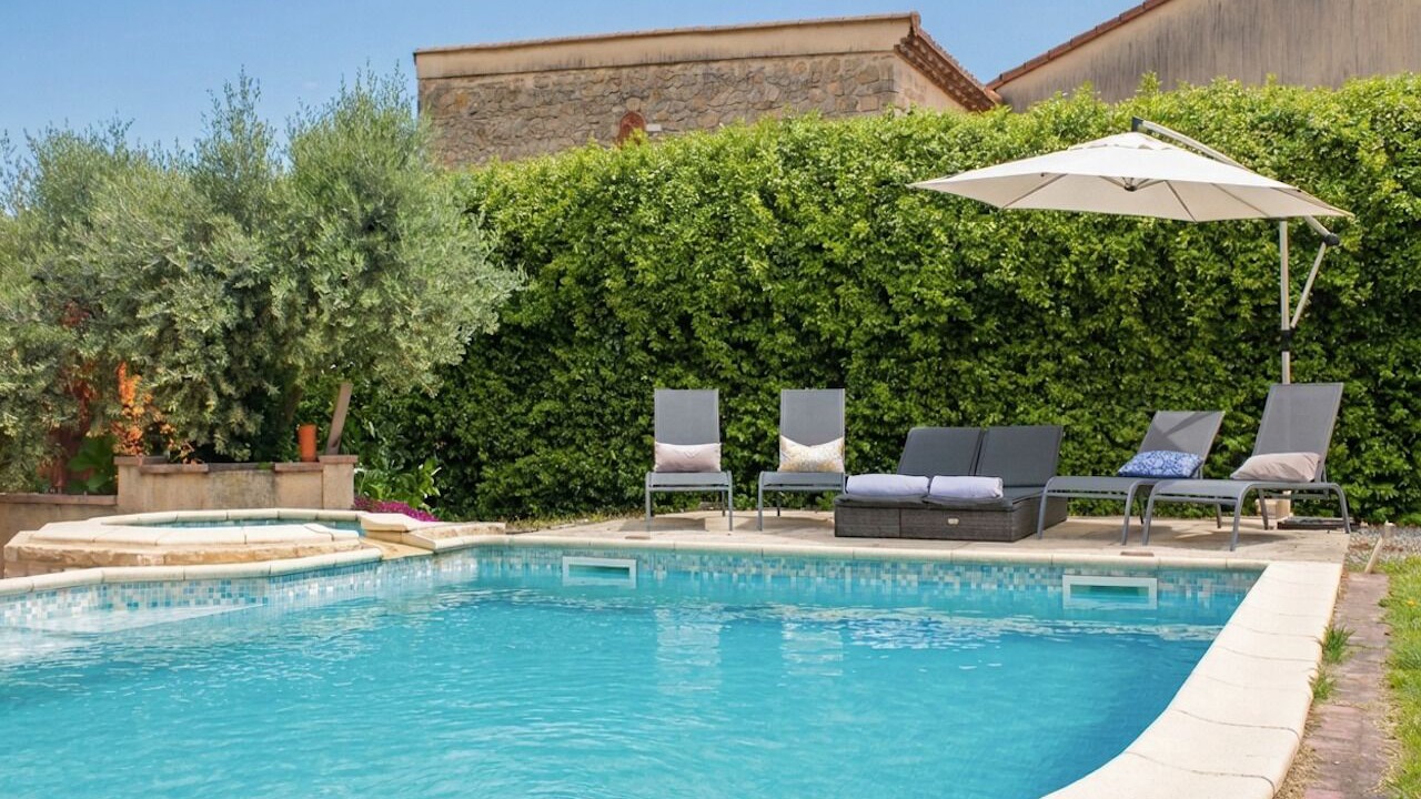 Photo of Outdoor in Charmes-sur-Rhone
