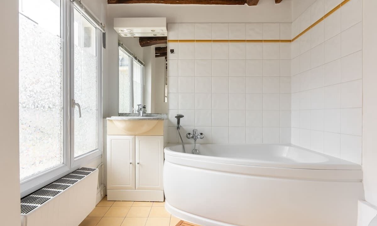 Photo of Bathroom in 6th Arrondissement