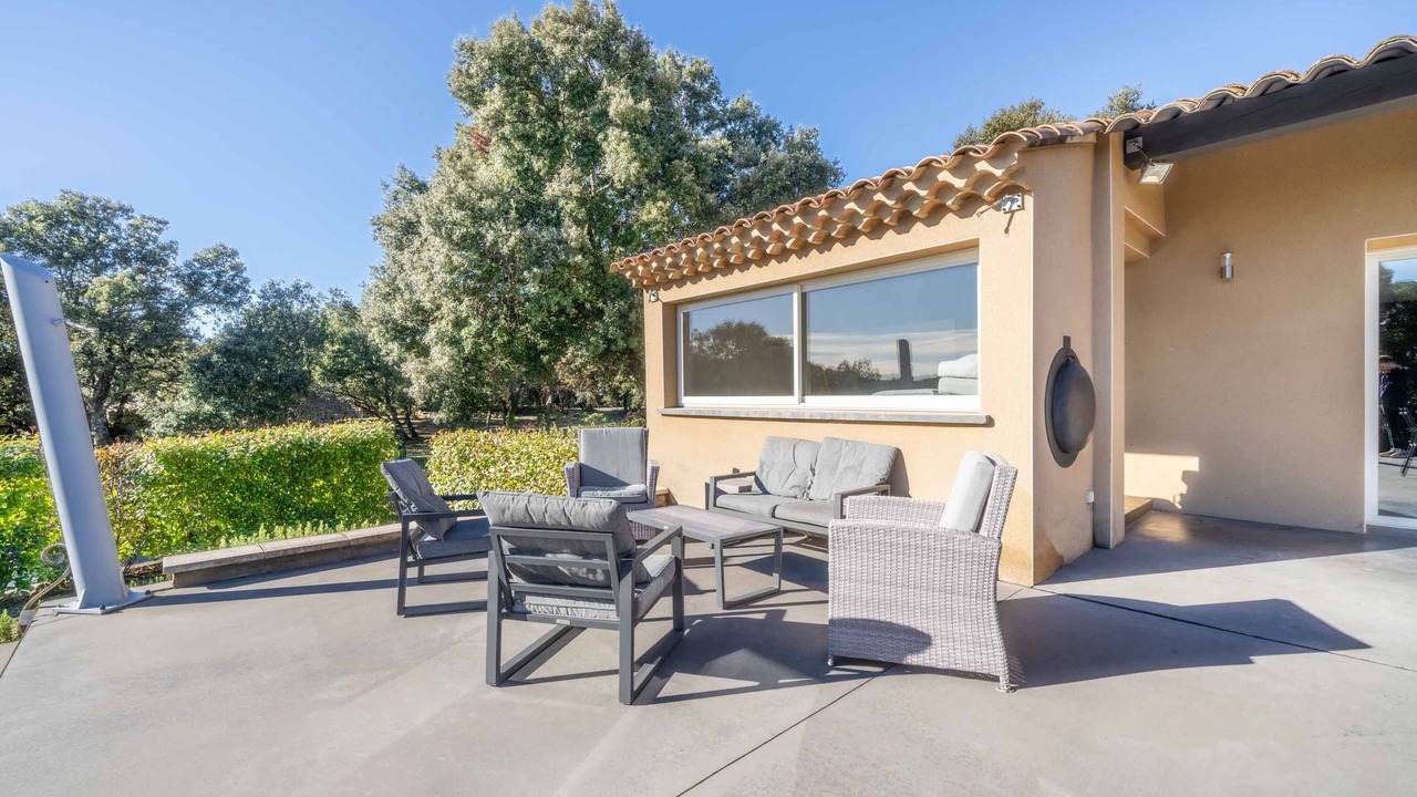 Photo of Patio Balcony in Grignan