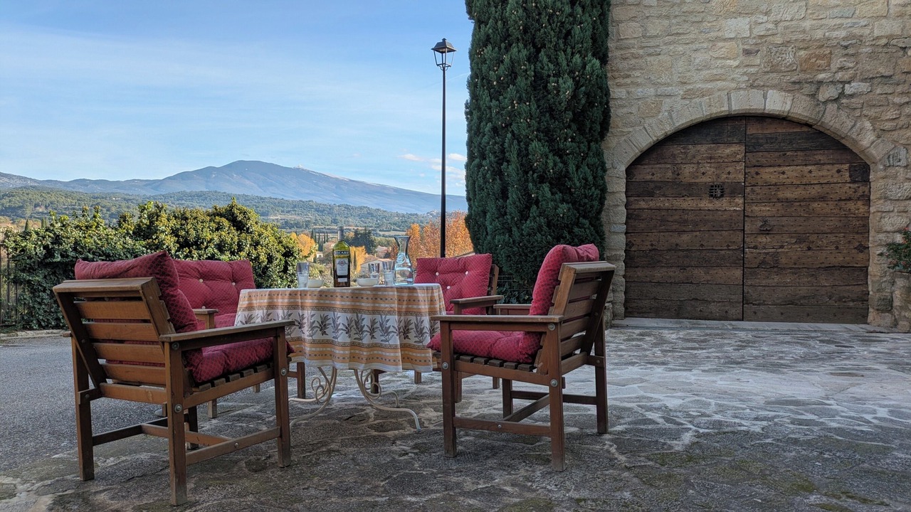 Photo of Outdoor in Caromb