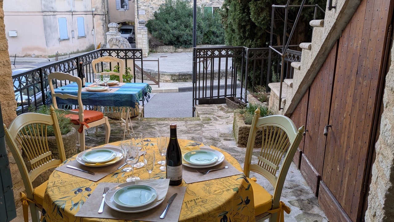 Photo of Outdoor in Caromb