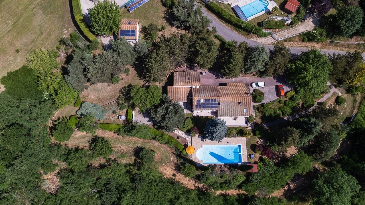 Photo of Outdoor in Colombier-le-Vieux