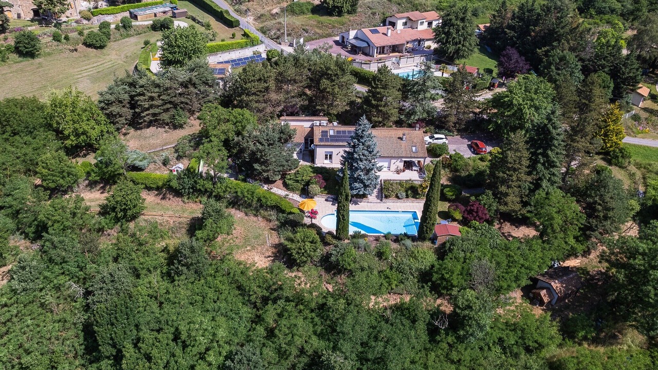 Photo of Outdoor in Colombier-le-Vieux
