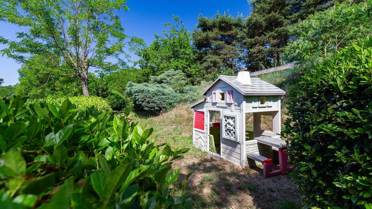 Photo of Outdoor in Colombier-le-Vieux