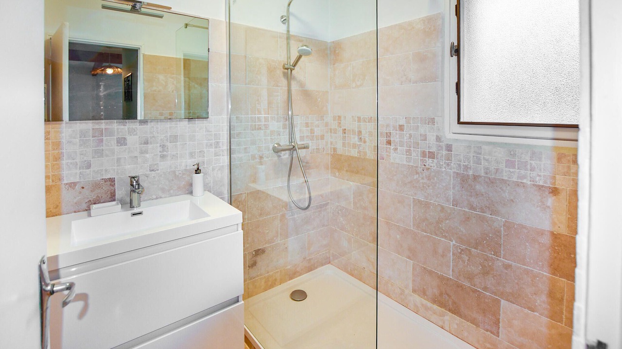 Photo of Bathroom in Mazan