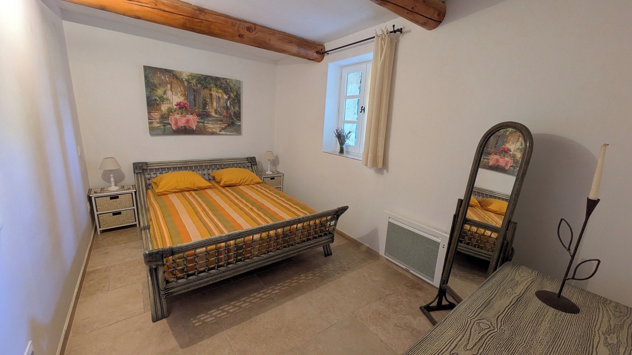 Photo of Bedroom in Caromb