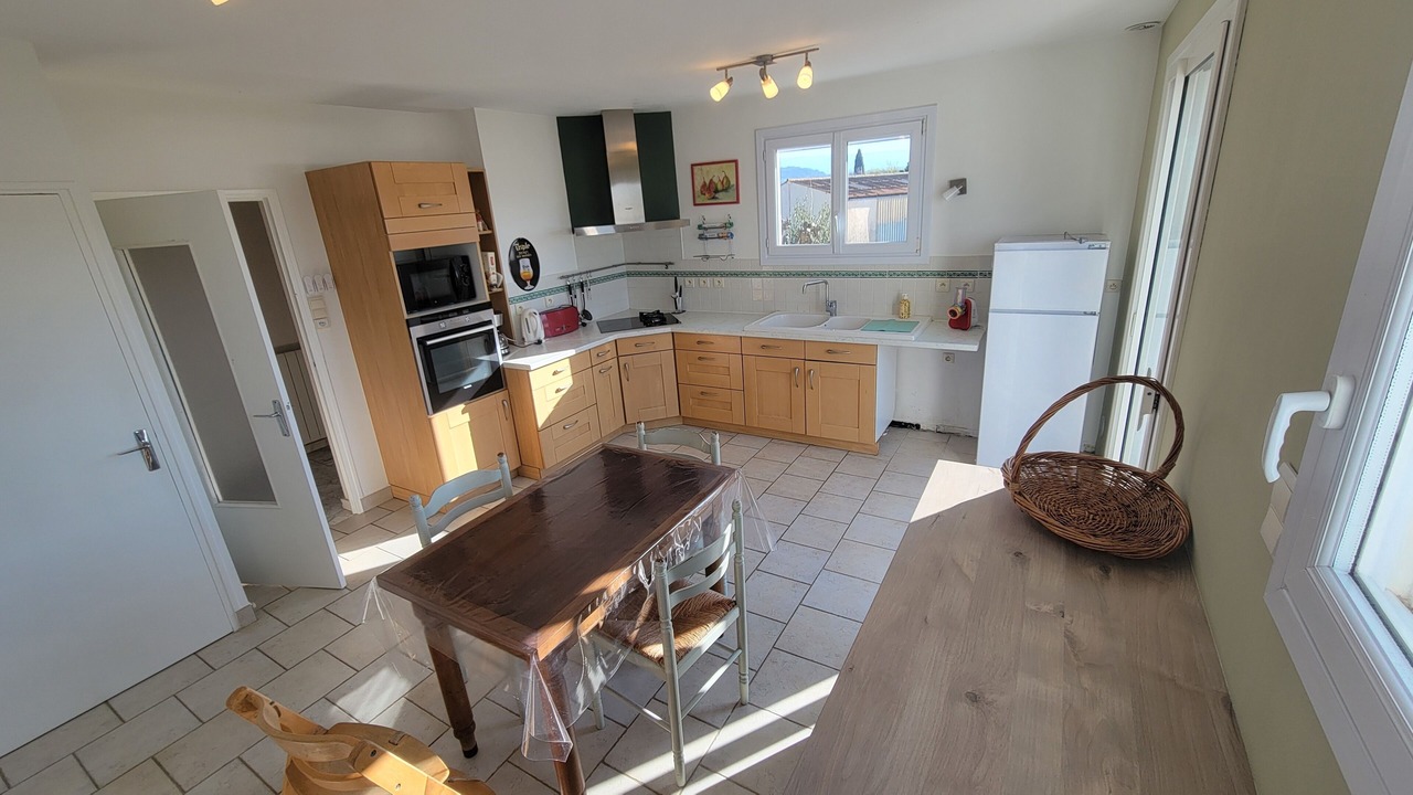 Photo of Kitchen in Mazan