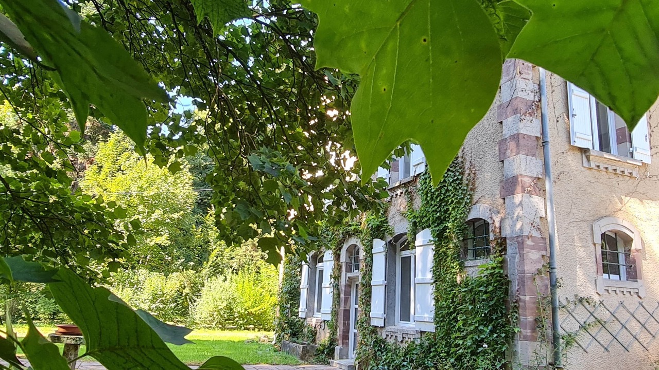 Photo of Outdoor in Breuches