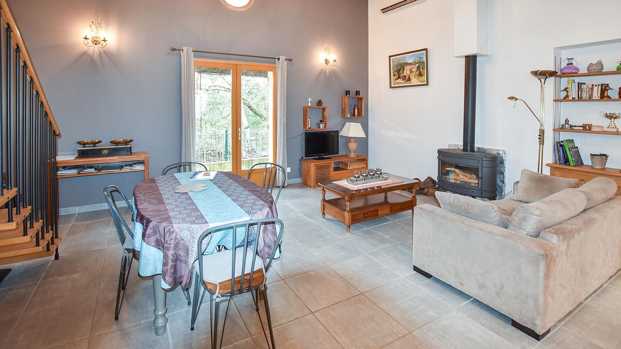 Photo of Bedroom in Mormoiron