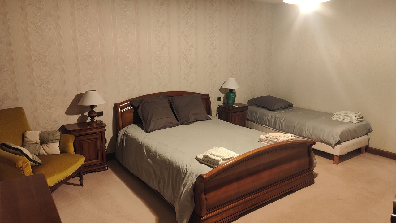 Photo of Bedroom in Cublize