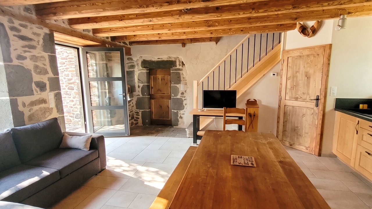 Photo of Livingroom in Alleuze