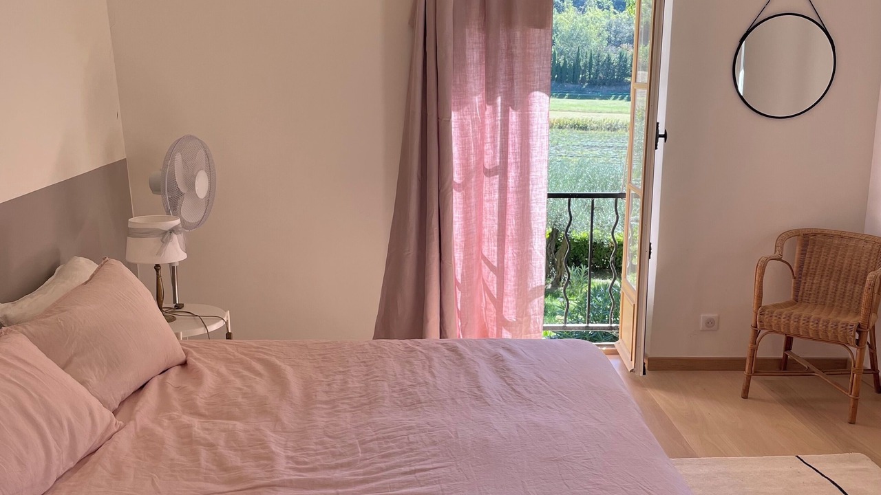 Photo of Bedroom in Clansayes