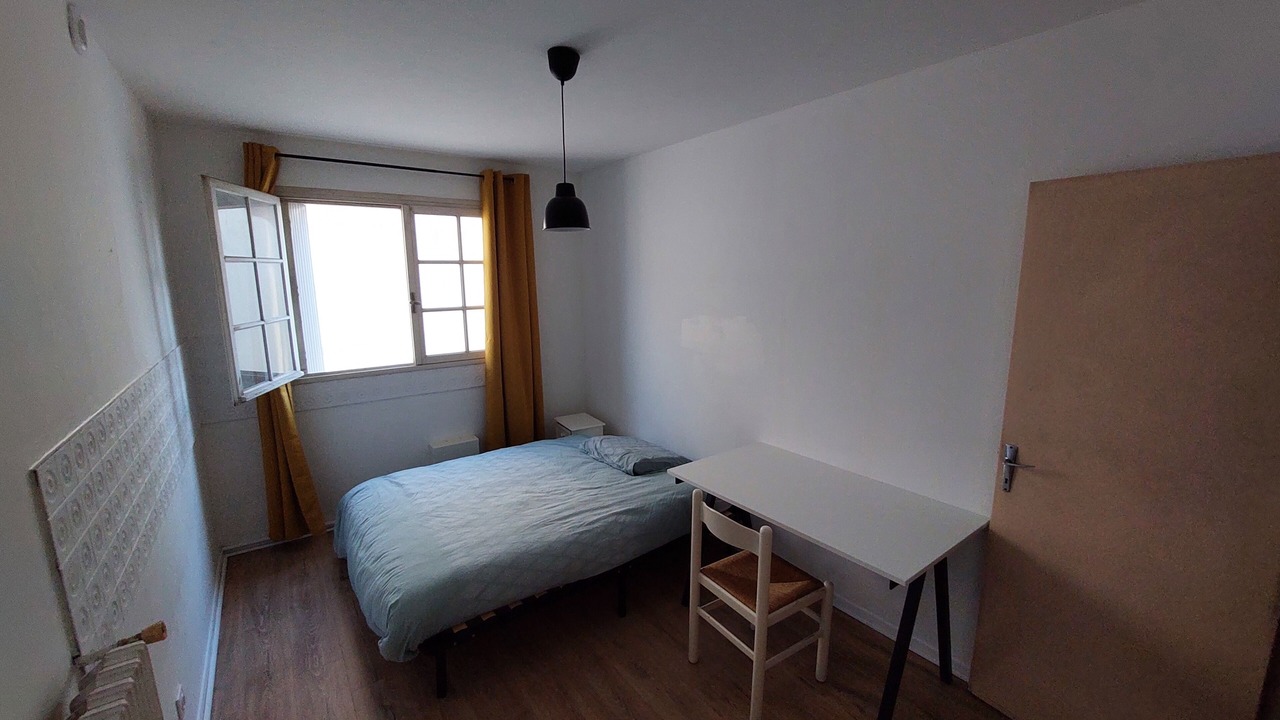 Photo of Bedroom in Villejuif