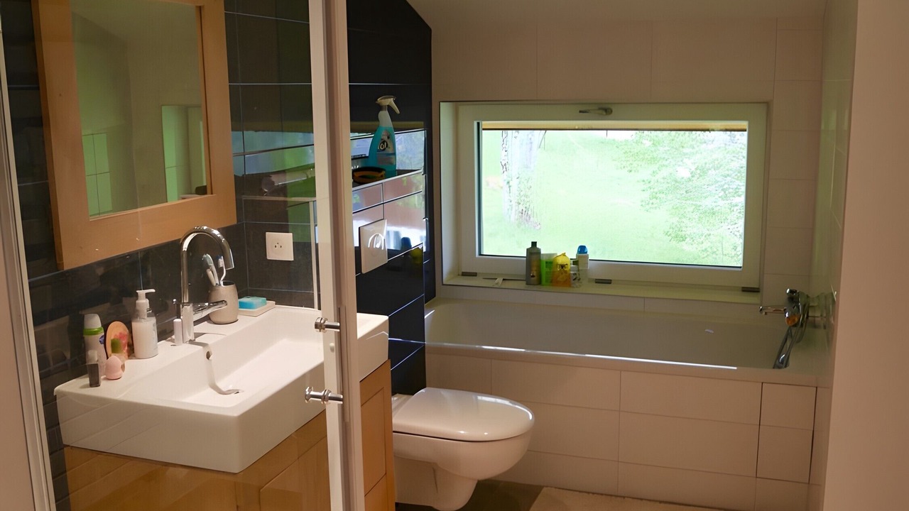 Photo of Bathroom in La Perriere