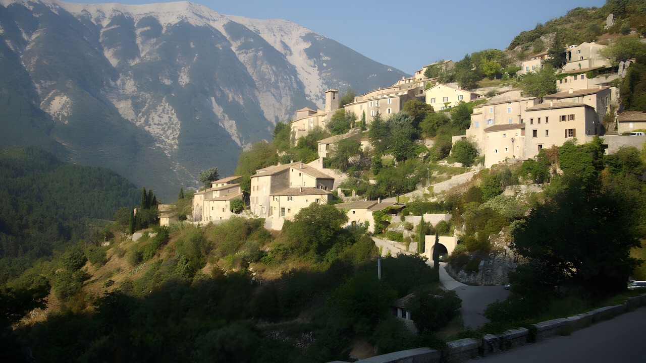 Photo of Others in Brantes