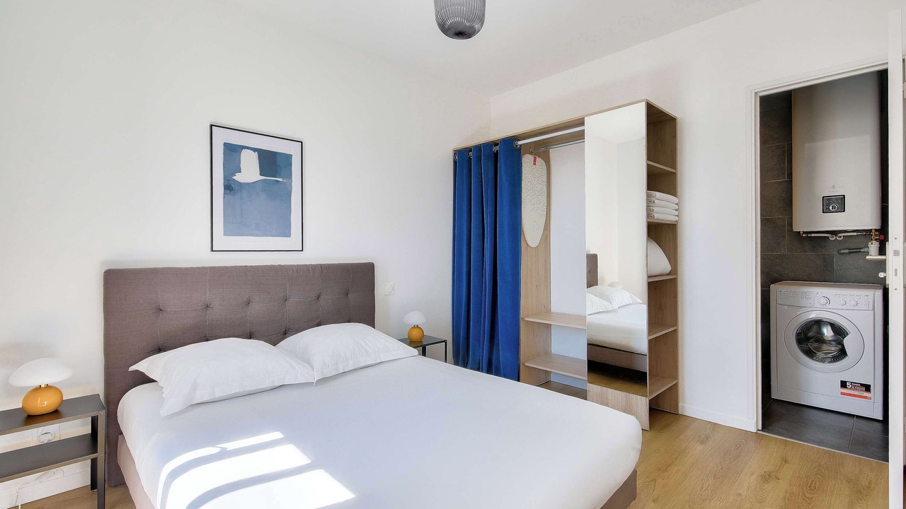 Photo of Bedroom in Petit-Ivry