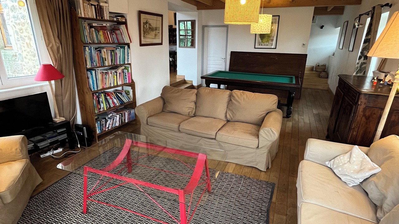 Photo of Livingroom in Saint-Barthelemy-le-Plain