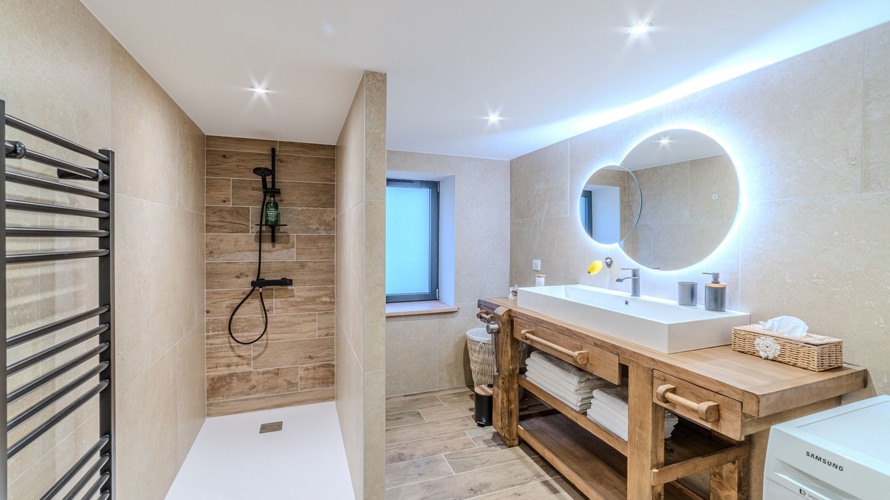 Photo of Bathroom in Coutouvre